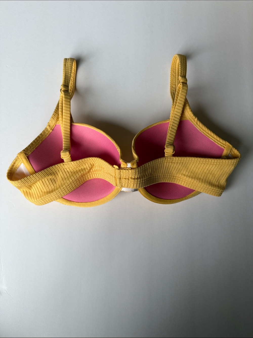 PINK Victoria's Secret Yellow Ribbed Underwire Bra NWT - Picture 4 of 8